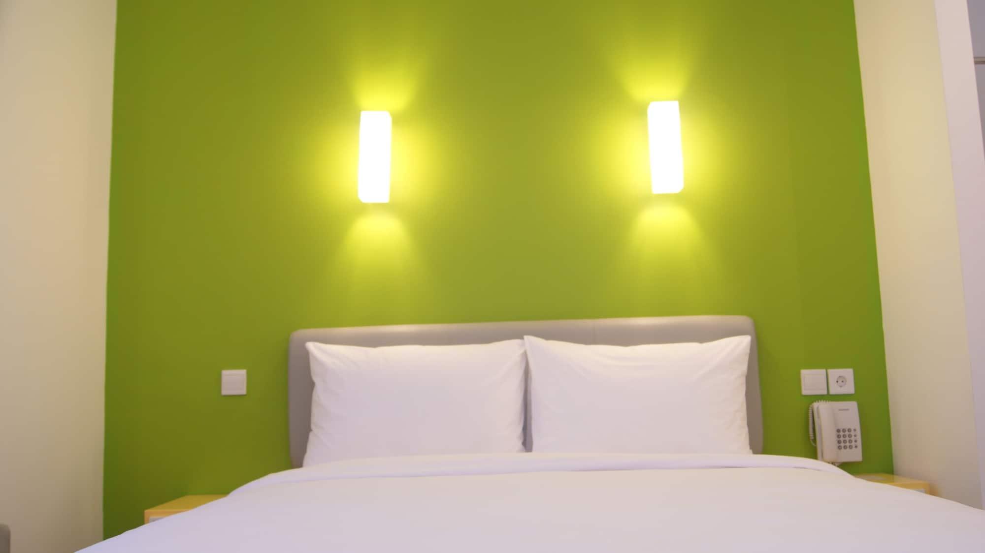 Amaris Hotel Mangga Besar Джакарта Екстериор снимка