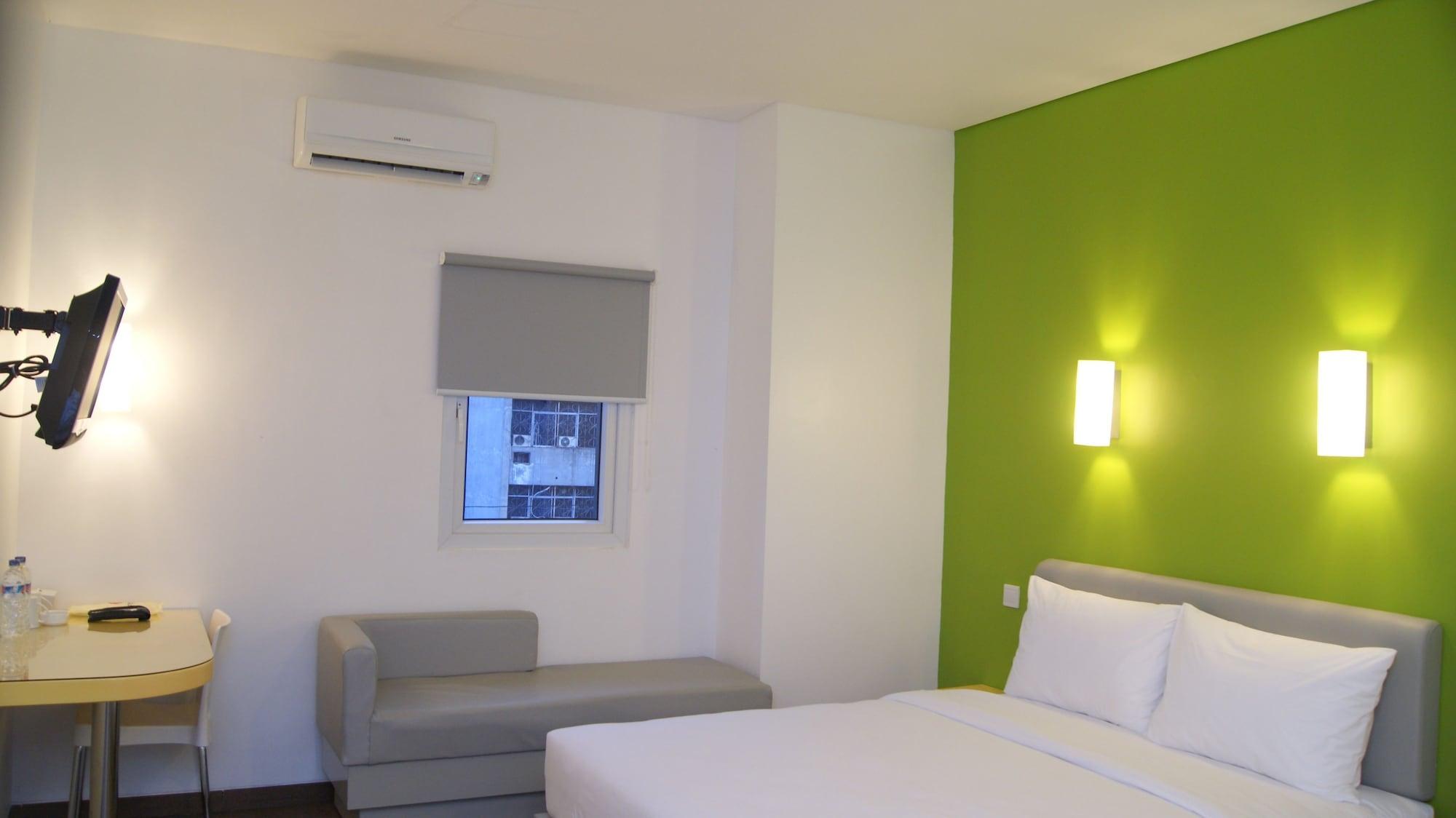 Amaris Hotel Mangga Besar Джакарта Екстериор снимка