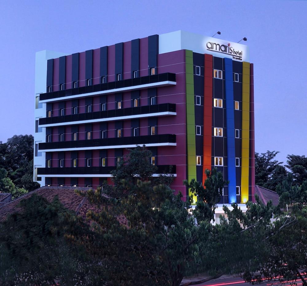 Amaris Hotel Mangga Besar Джакарта Екстериор снимка