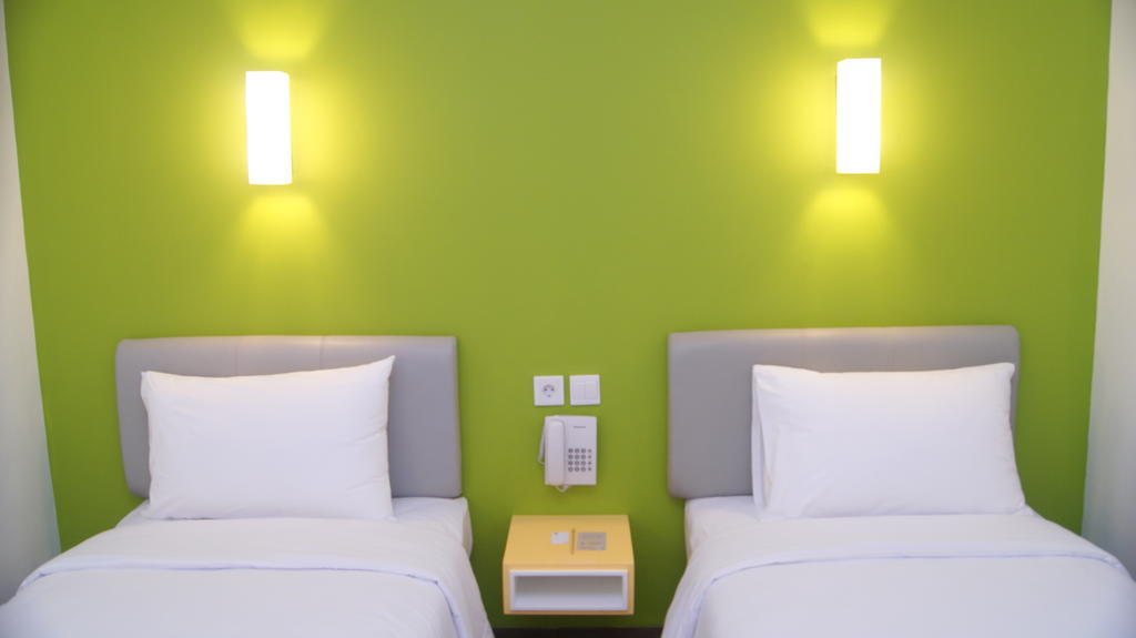 Amaris Hotel Mangga Besar Джакарта Екстериор снимка
