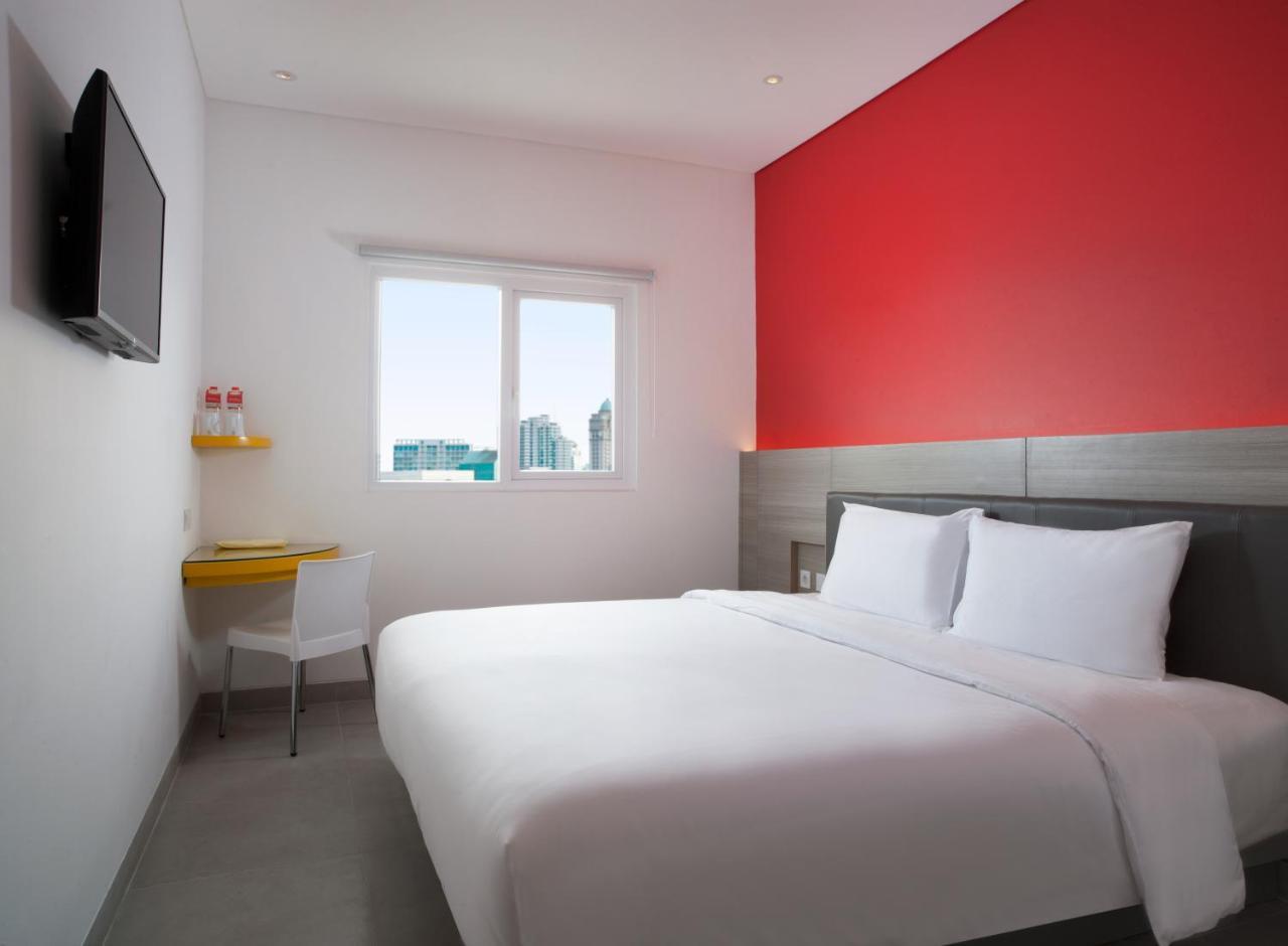 Amaris Hotel Mangga Besar Джакарта Екстериор снимка